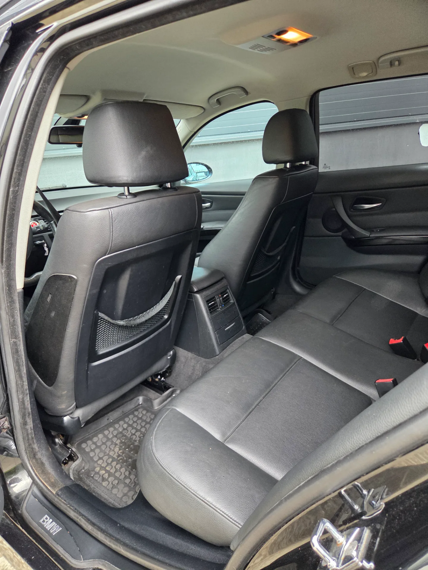 Bmw 330, 2007 — 17