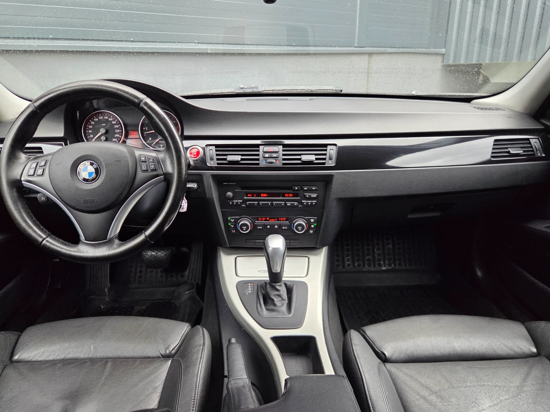 Bmw 330, 2007 — 22