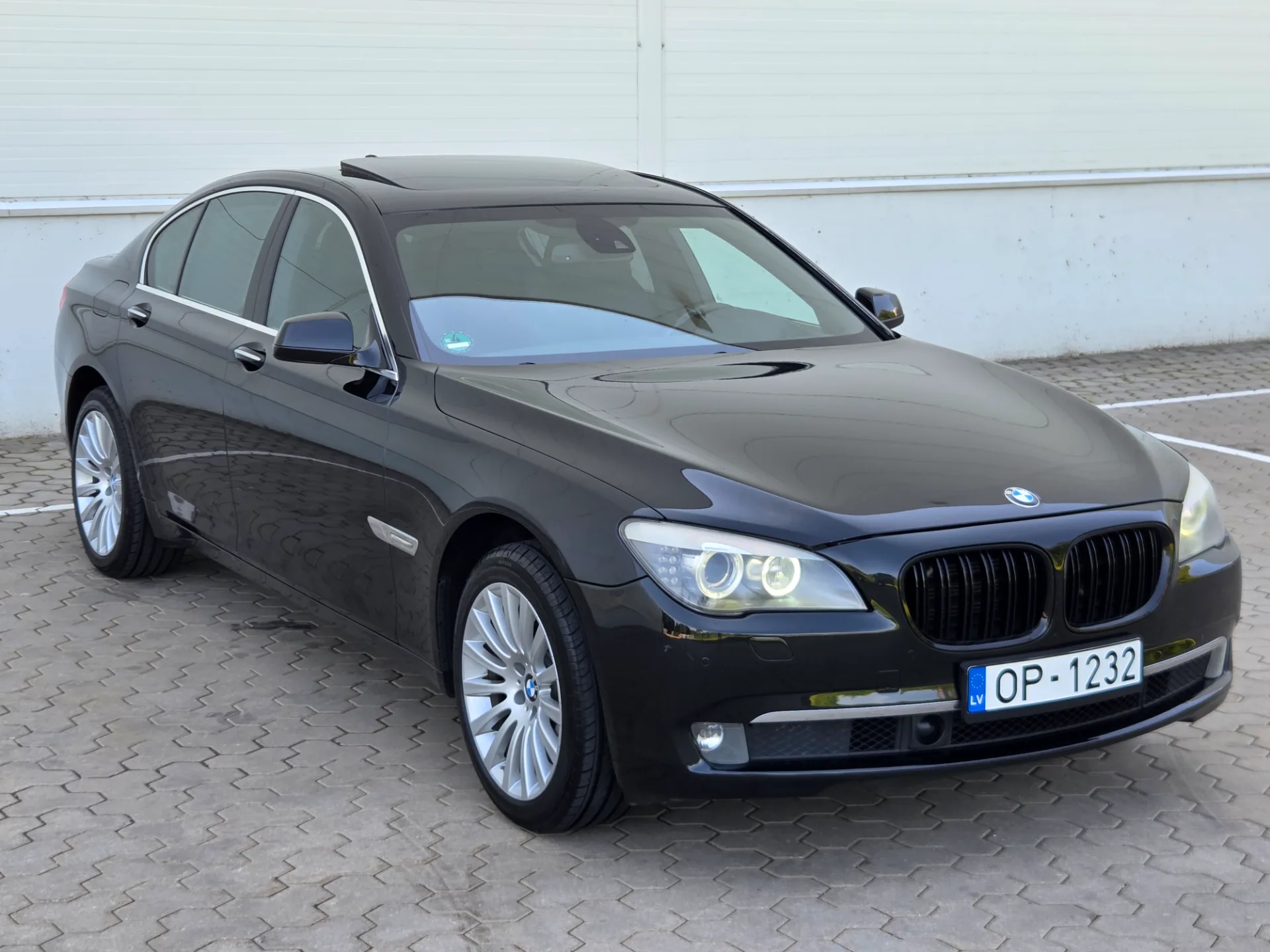 BMW 730, 2011 — 13