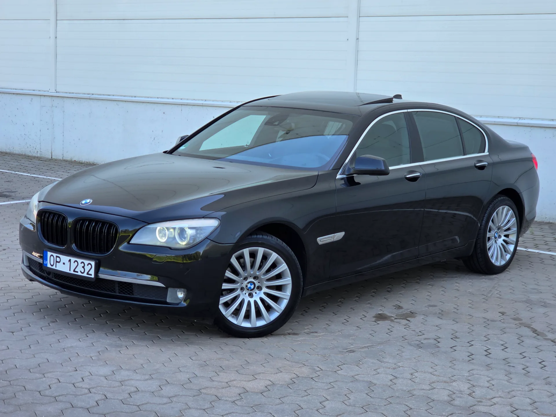 BMW 730, 2011 — 15