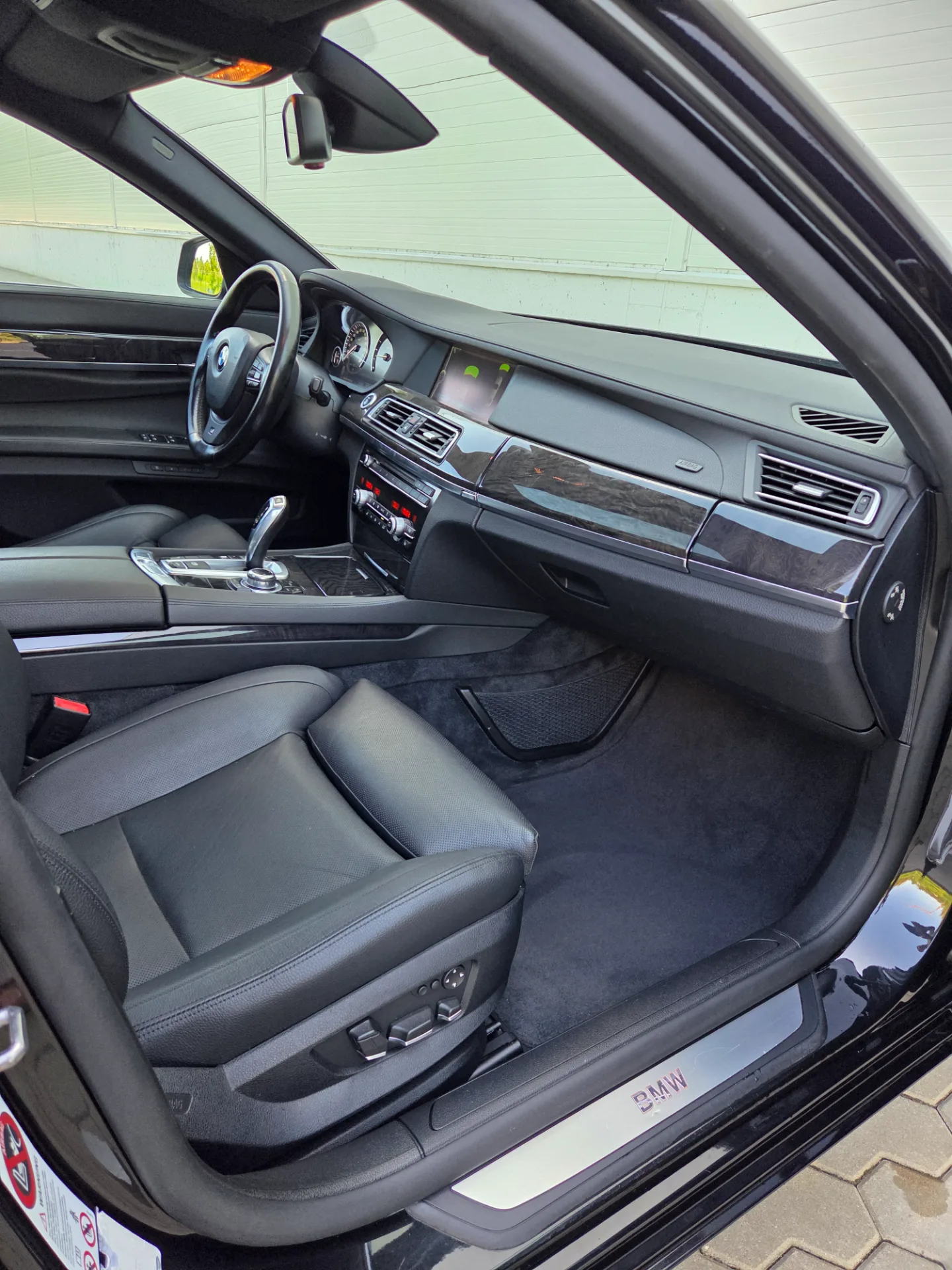 BMW 730, 2011 — 45