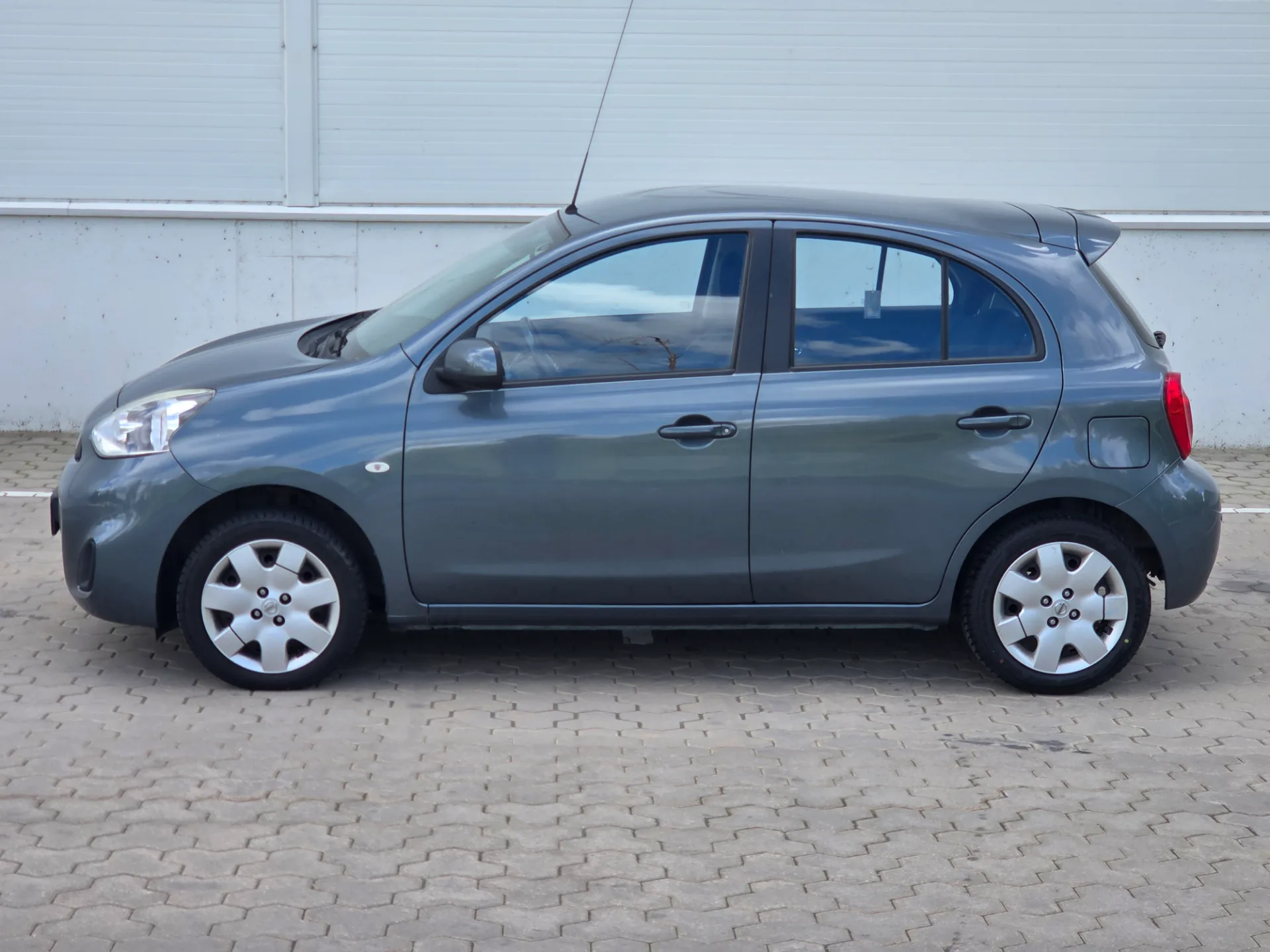 Nissan Micra, 2015 — 8