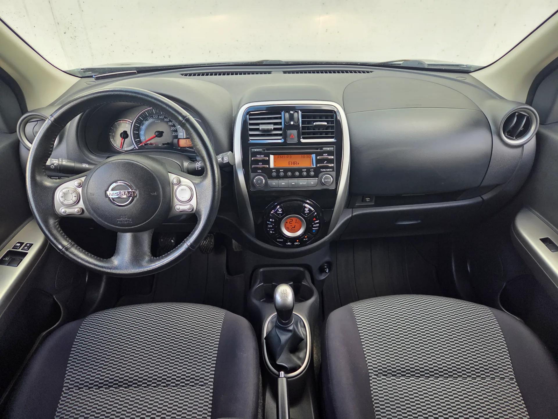 Nissan Micra, 2015 — 20