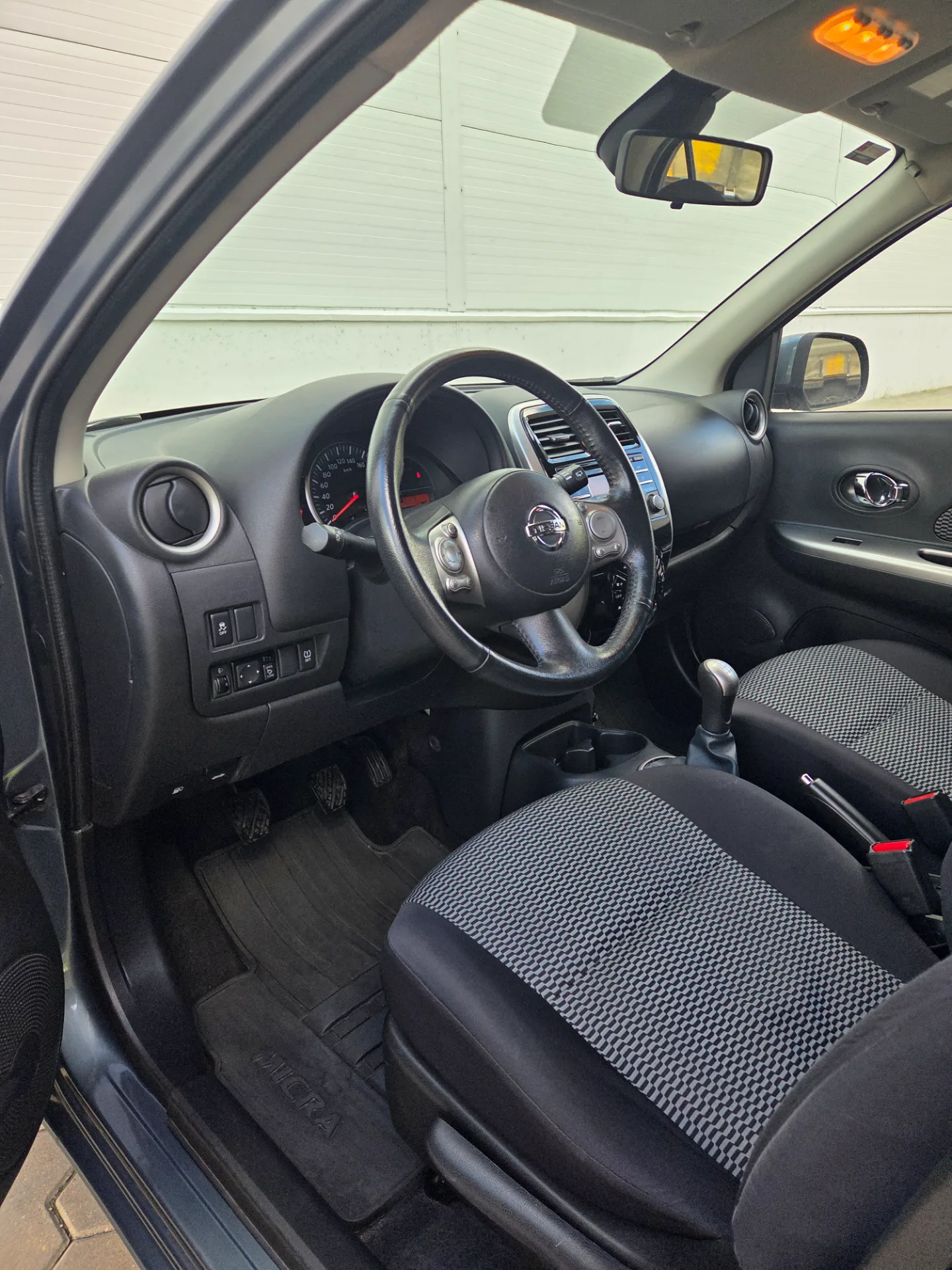 Nissan Micra, 2015 — 24
