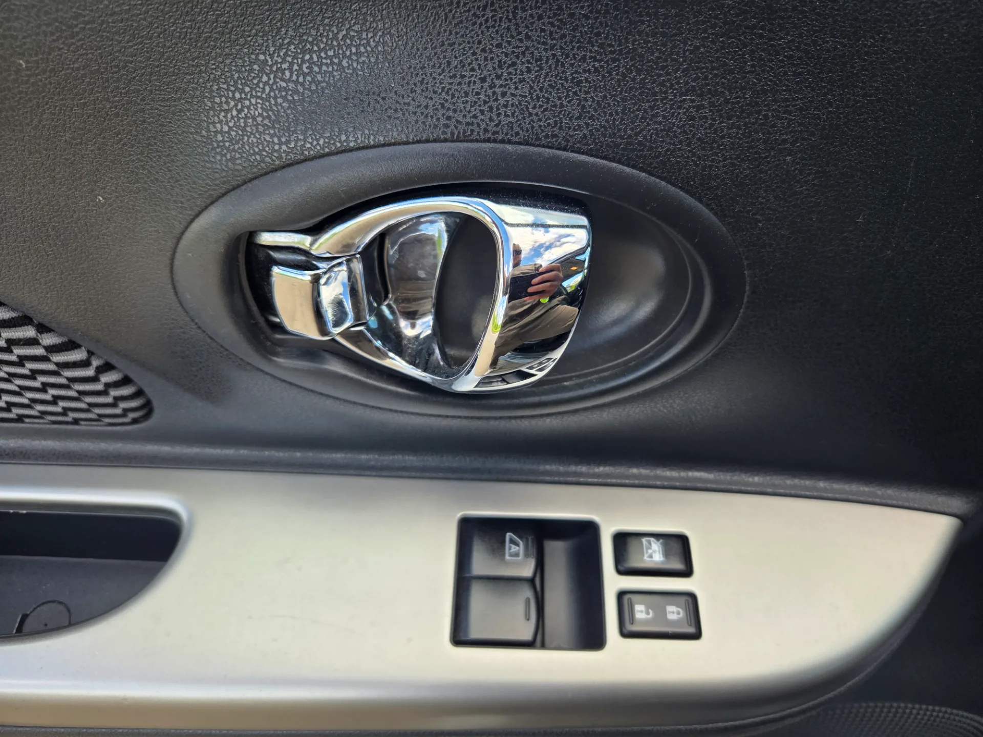Nissan Micra, 2015 — 30